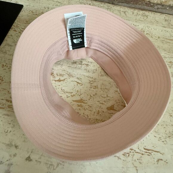 The North Face Class V Top Knot Bucket - Picture 8 of 11